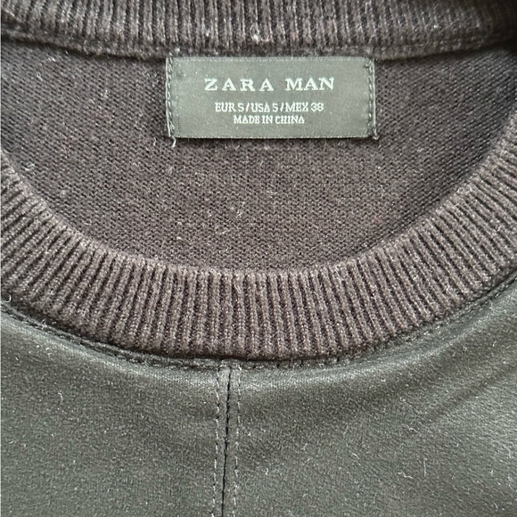 Men's Sweater ZARA MAN Crew Neck Pullover Black Long Sleeve Block Front Sweater - Picture 4 of 5